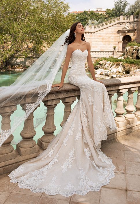 STOCK SAMPLES PRINCIA – PRONOVIAS Wedding Dress