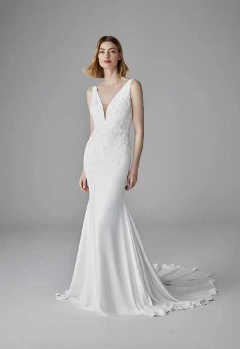 Pronovias DULCIE Wedding Dress