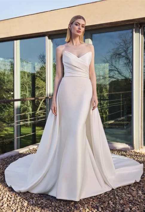 Pronovias PRIVET Wedding Dress