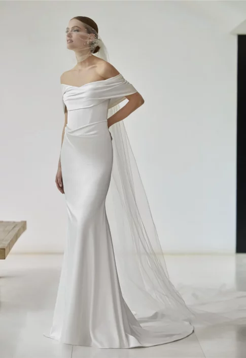 Pronovias LEIGHT Wedding Dress