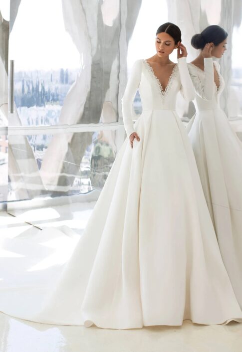 STOCK SAMPLES PRONOVIAS – HEPBURN Wedding Dress